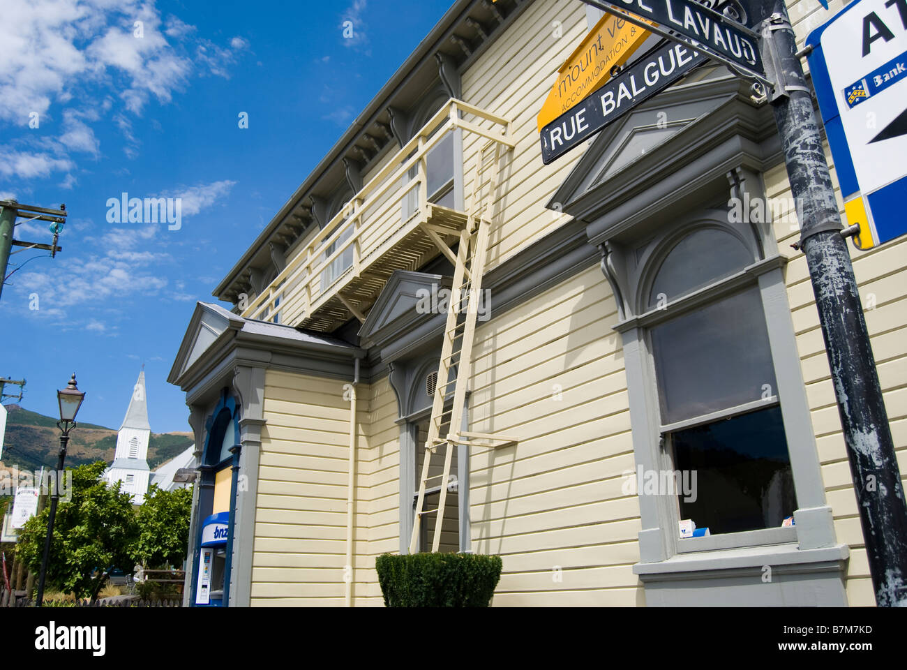 Bank of New Zealand Gebäude, Rue Balguerie, Akaroa, Banks Peninsula, Canterbury, Neuseeland Stockfoto