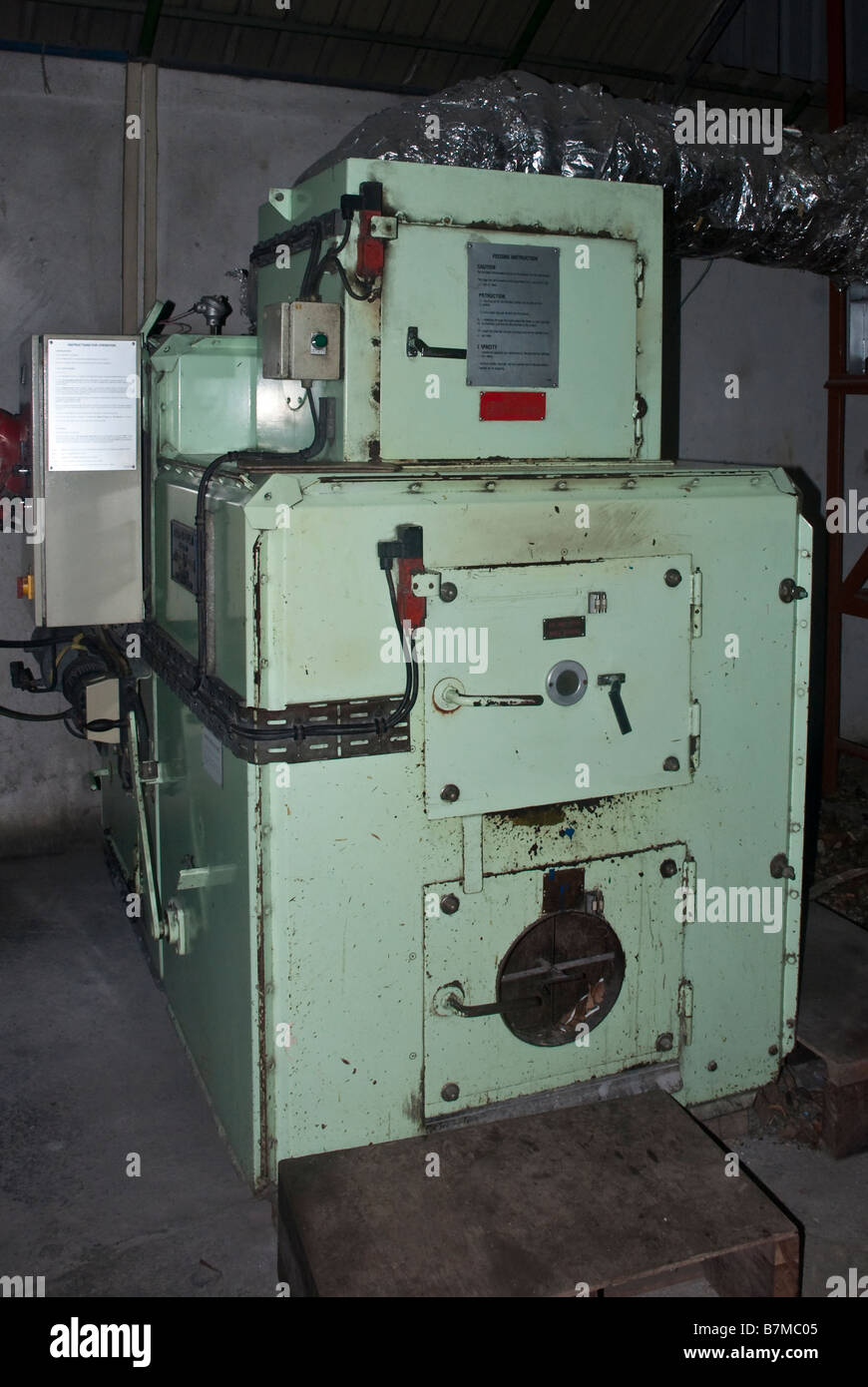 Verbrennung von Abfällen auf Island Resort auf den Malediven Stockfoto