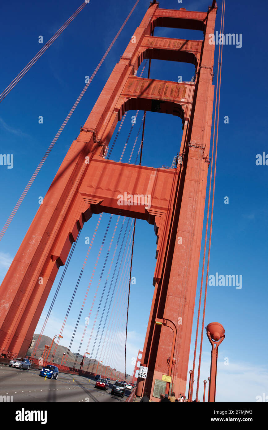 Turm von der Golden Gate Bridge. San Francisco, Kalifornien, USA. Stockfoto
