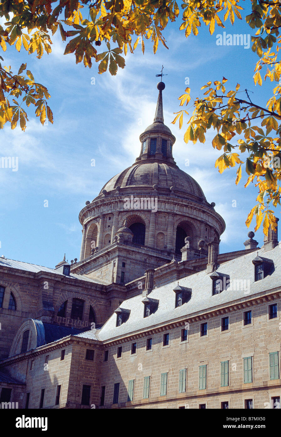 Kuppel Der Kirche Kloster San Lorenzo Del Escorial Madrid Provinz Spanien Stockfotografie Alamy