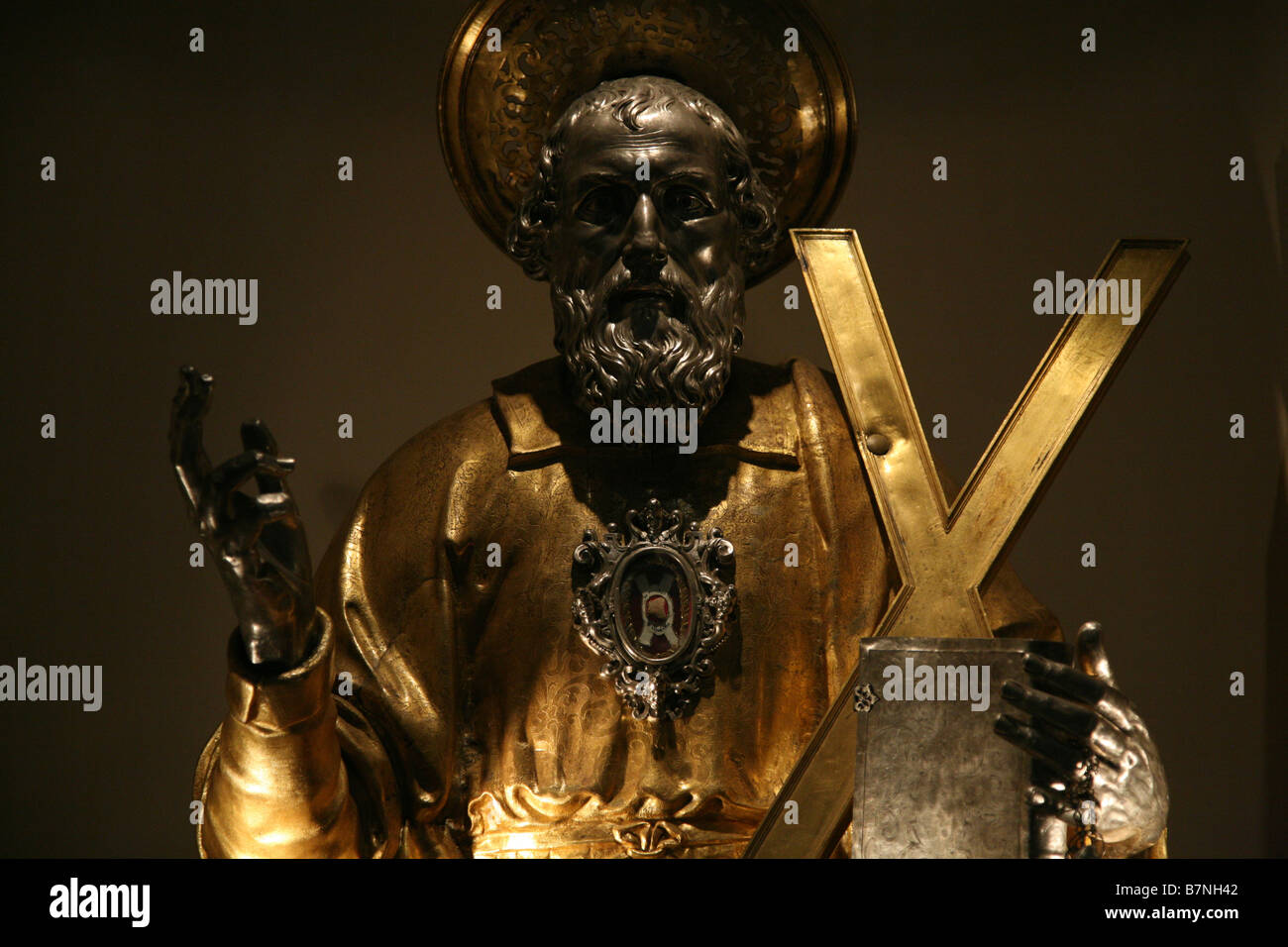 Silbernen Reliquienschrein mit Reliquien des Apostels Andrew in der Kathedrale von Amalfi in Kampanien, Italien. Stockfoto