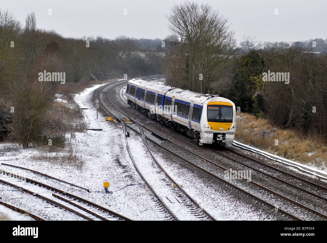 Chiltern Railways trainieren im Winter bei Hatton, Warwickshire, England, UK Stockfoto