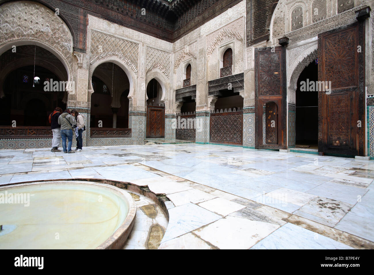 Innenhof der Inania Medersa, Fes, Marokko Stockfoto