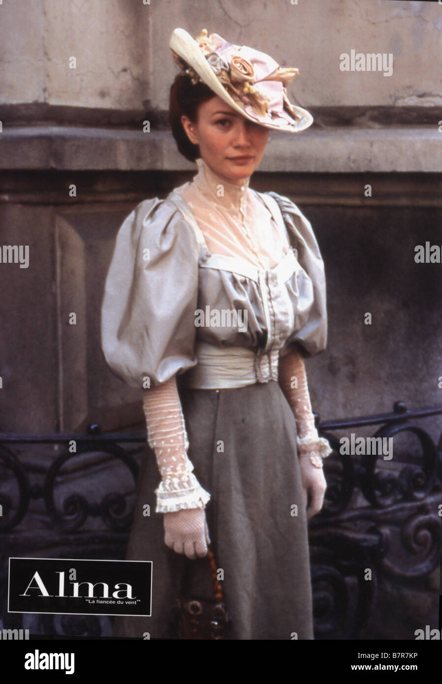 Windsbraut Jahr: 2001 Großbritannien Regie: Bruce Beresford Sarah Wynter Stockfoto