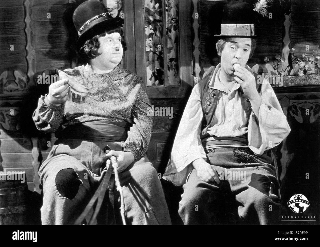 Die Böhmische Mädchen Jahr: 1936 USA Stan Laurel Oliver Hardy Regie: James W. Horne Charley Rogers Stockfoto