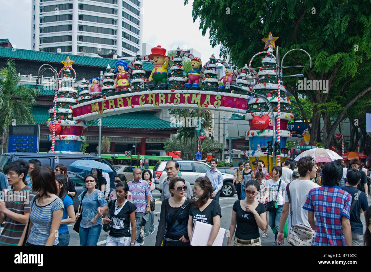 Weihnachten Singapur Orchard Road Menschen moderne Mode Luxus Shopping Mall Shop speichern Geschäfte Geschäfte Stockfoto