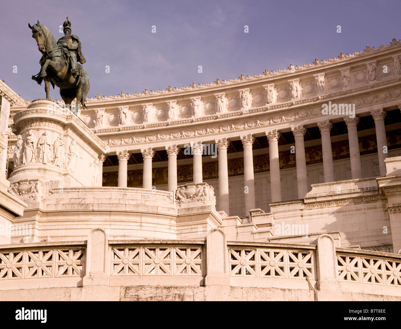 Denkmal für Vittorio Emanuele II, Rom, Italien; Denkmal des ersten Königs von einem Vereinigten Italiens im Jahr 1935 abgeschlossen Stockfoto