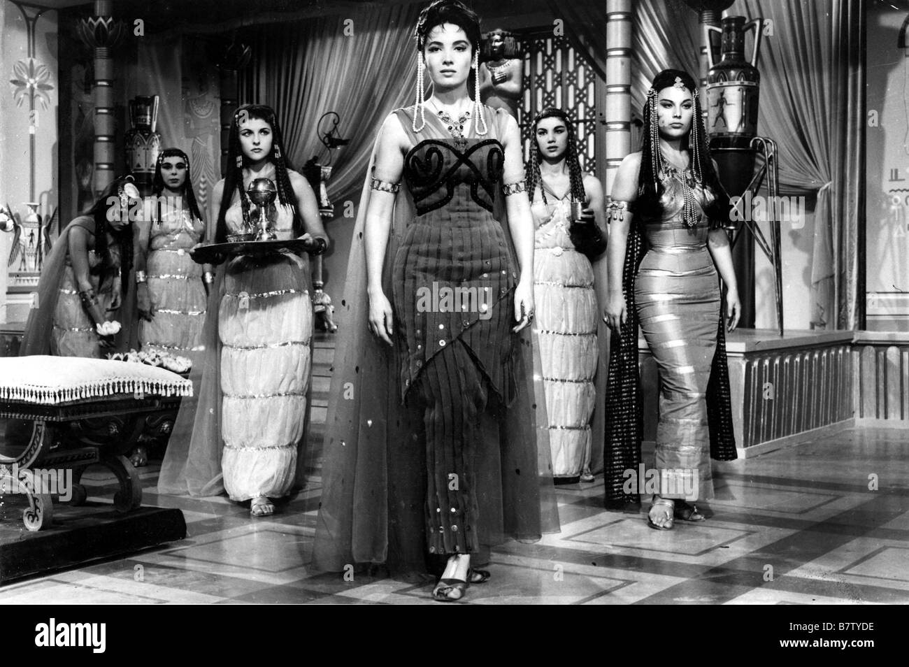 Le Legioni di Cleopatra Legionen des Nils Jahr: Italien 1960 Regie: Vittorio Cottafavi Linda Cristal Stockfoto