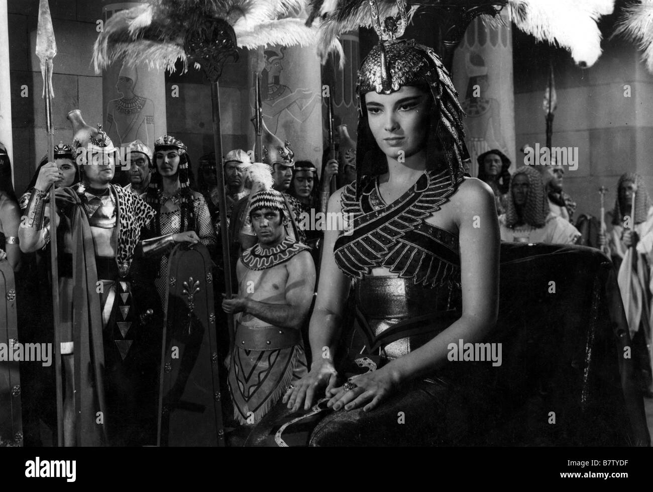 Le Legioni di Cleopatra Legionen des Nils Jahr: Italien 1960 Regie: Vittorio Cottafavi Linda Cristal Stockfoto
