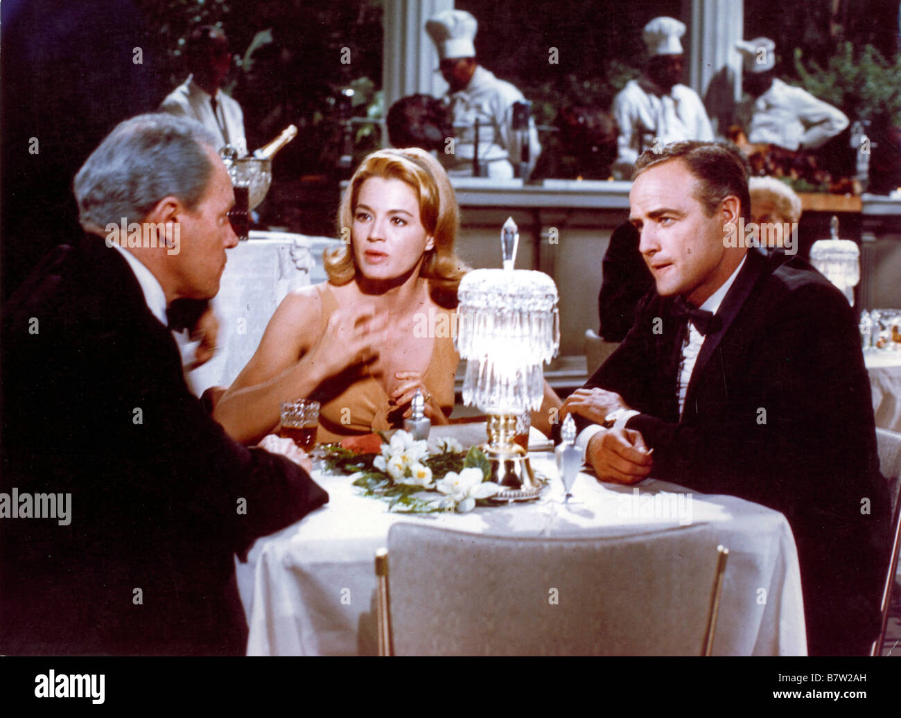 Die Verfolgung Jahr: 1966 USA Marlon Brando, Angie Dickinson, z. B. Marshall Regie: Arthur Penn Stockfoto