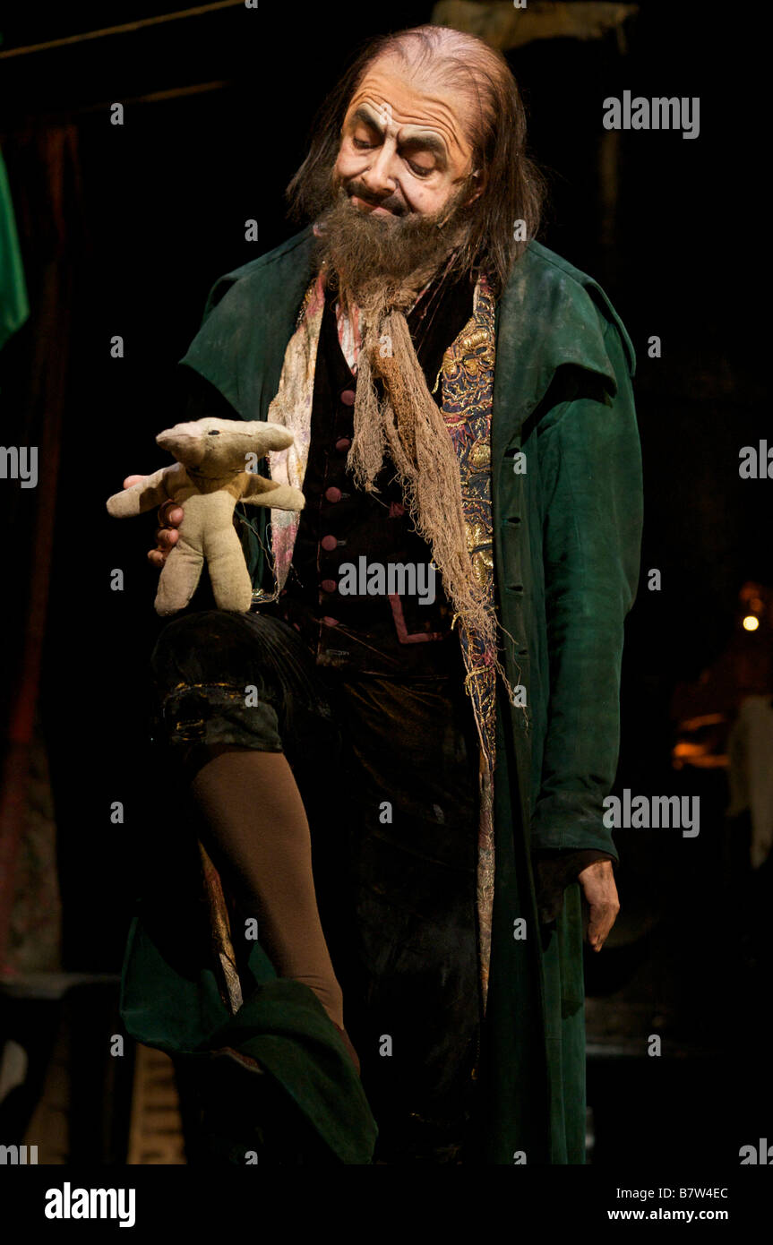 Für die Presse mit Rowan Atkinson als Fagin Oliver Stockfoto