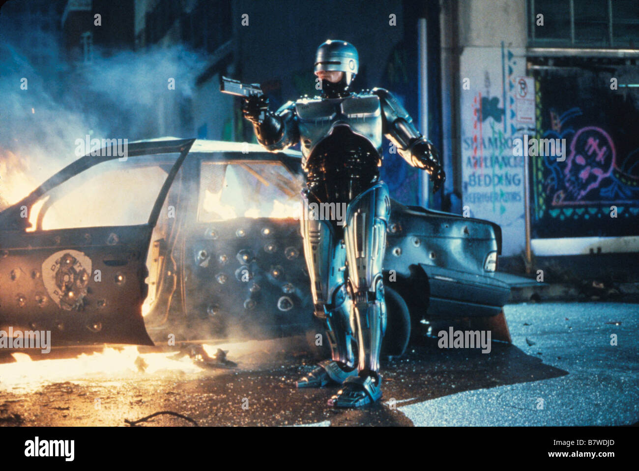 Robocop robot Fotos und Bildmaterial in hoher Auflösung Alamy