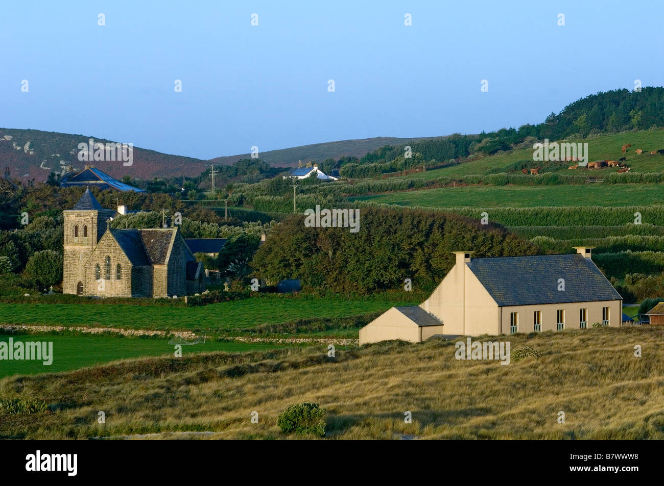 St.-Nikolaus-Kirche und der Gemeinde Centre.Tresco. Die Isles of Scilly. Cornwall. England. UK Stockfoto