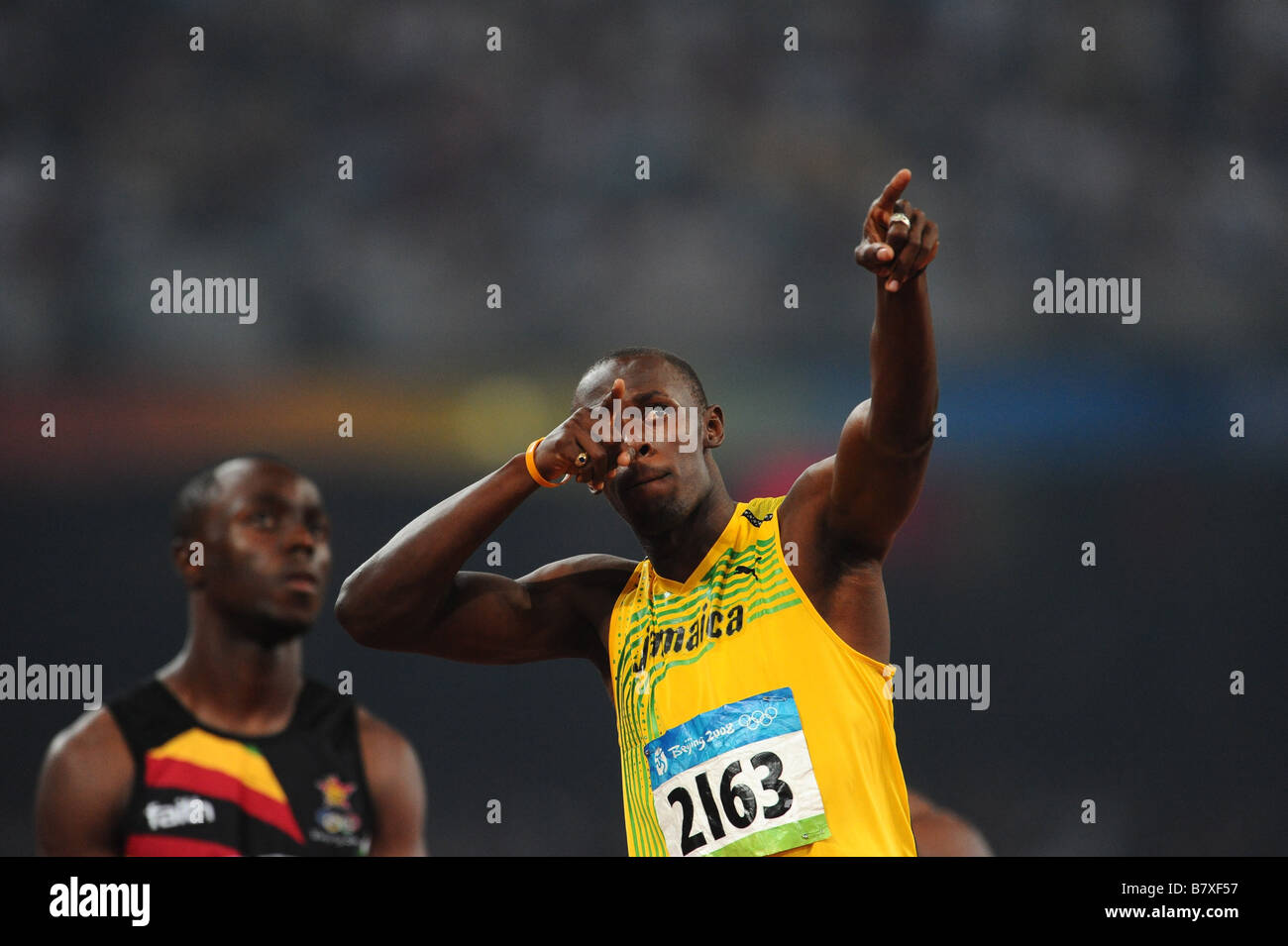 Usain Bolt JAM 20. August 2008 Leichtathletik Usain Bolt aus Jamaika feiert nach dem Bruch des Weltrekord mit einer Zeit von 19 30 gewinnt die Goldmedaille im Herren 200-Meter-Finale bei der Leichtathletik-Leichtathletik-Veranstaltung im National Stadium während der 12. Tag der 2008 Olympischen Spiele in Peking am 20. August 2008 in Peking China Photo von Jun Tsukida AFLO SPORT 0003 Stockfoto