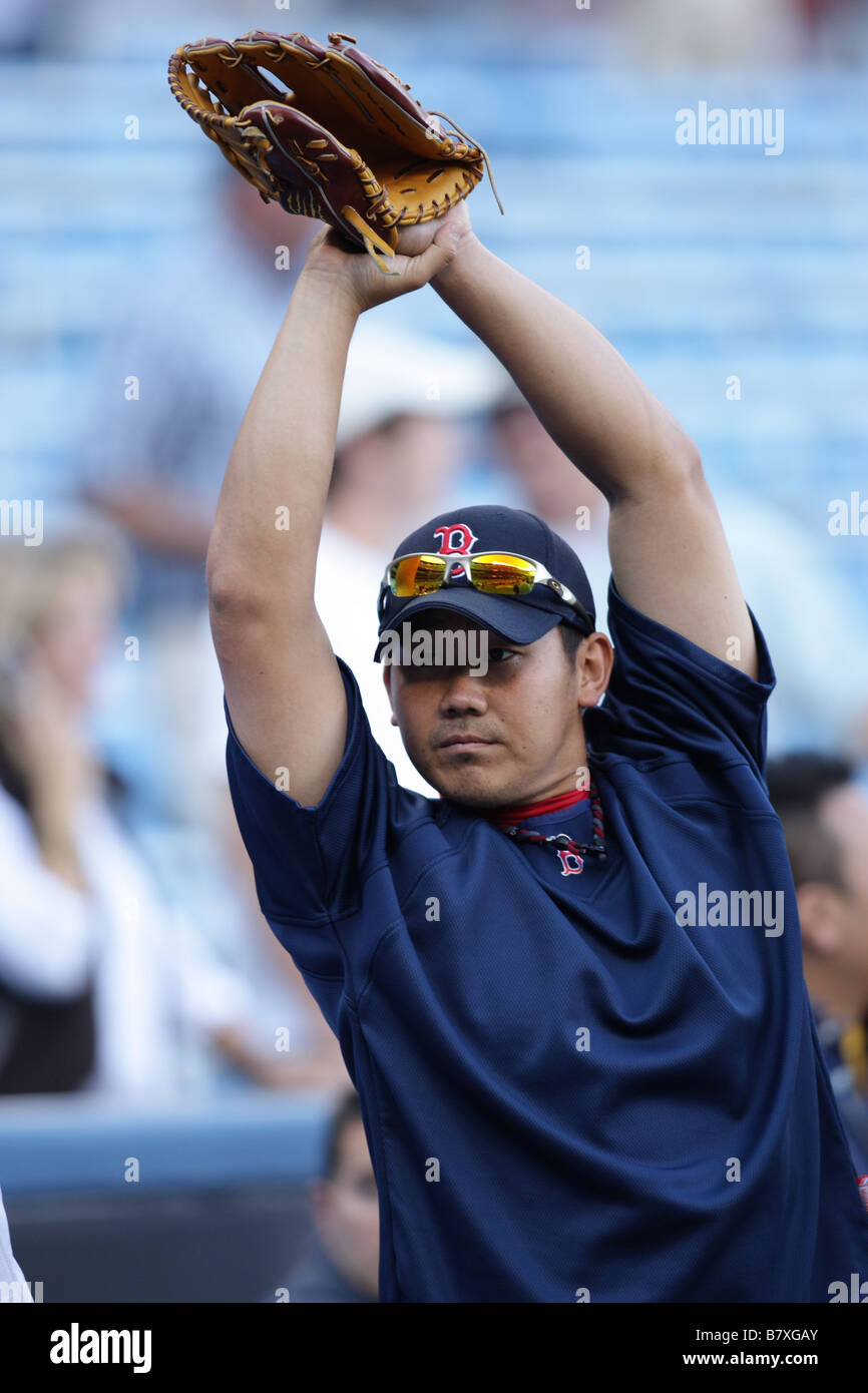Daisuke Matsuzaka Red Sox 26. August 2008 MLB Krug Daisuke Matsuzaka 18 der Boston Red Sox erstreckt sich im Training vor dem Spiel gegen die New York Yankees im Yankee Stadium in der Bronx NY USA Foto von Thomas Anderson AFLO 0903 japanische Zeitung heraus Stockfoto