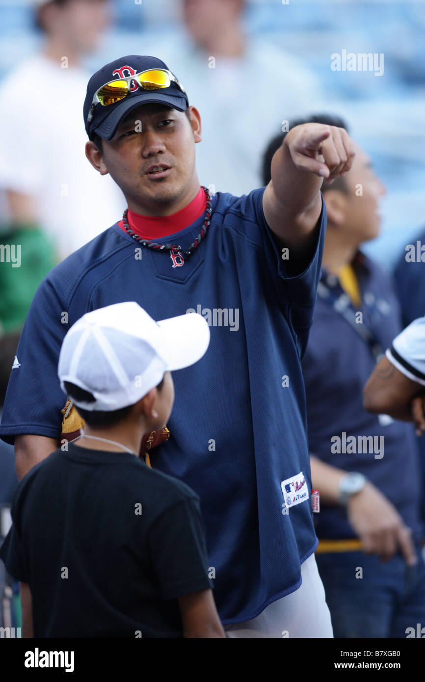 Daisuke Matsuzaka Red Sox 26. August 2008 MLB Krug Daisuke Matsuzaka 18 der Boston Red Sox zeigt während des Trainings vor dem Spiel gegen die New York Yankees im Yankee Stadium in der Bronx NY USA Foto von Thomas Anderson AFLO 0903 japanische Zeitung heraus Stockfoto