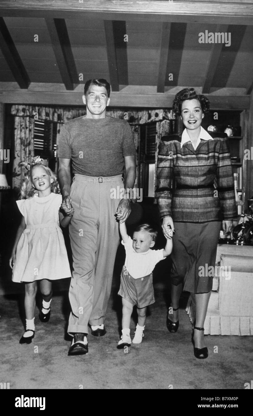 Ronald Reagan Ronald Reagan Ronald Reagan, Jane Wyman Sohn Michael und Tochter MAUREEN Stockfoto