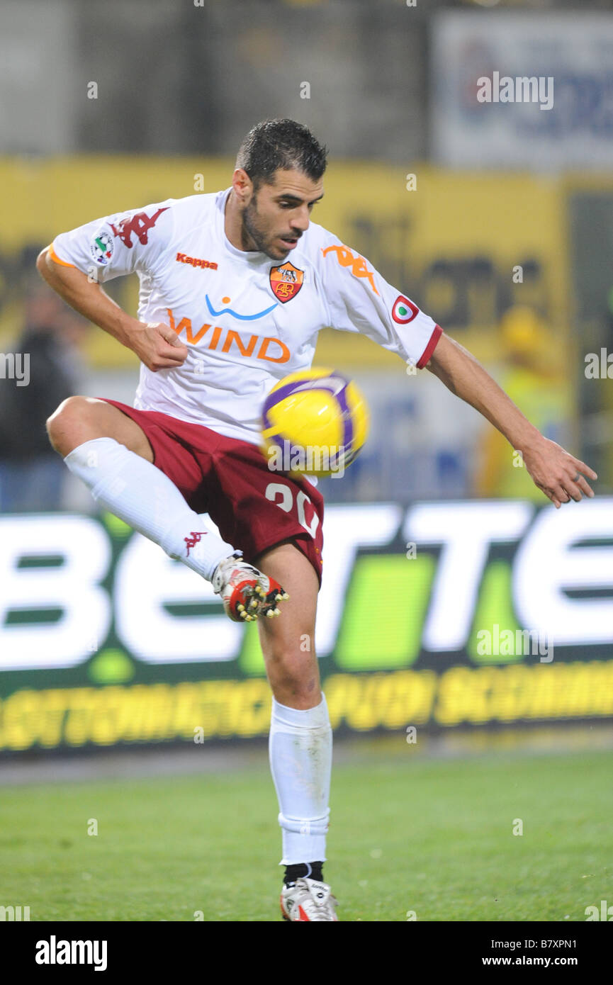 Simone Perrotta Roma Roma dribbeln Dribbling Sportler sportlich professionelle Italien Serie A Stockfoto