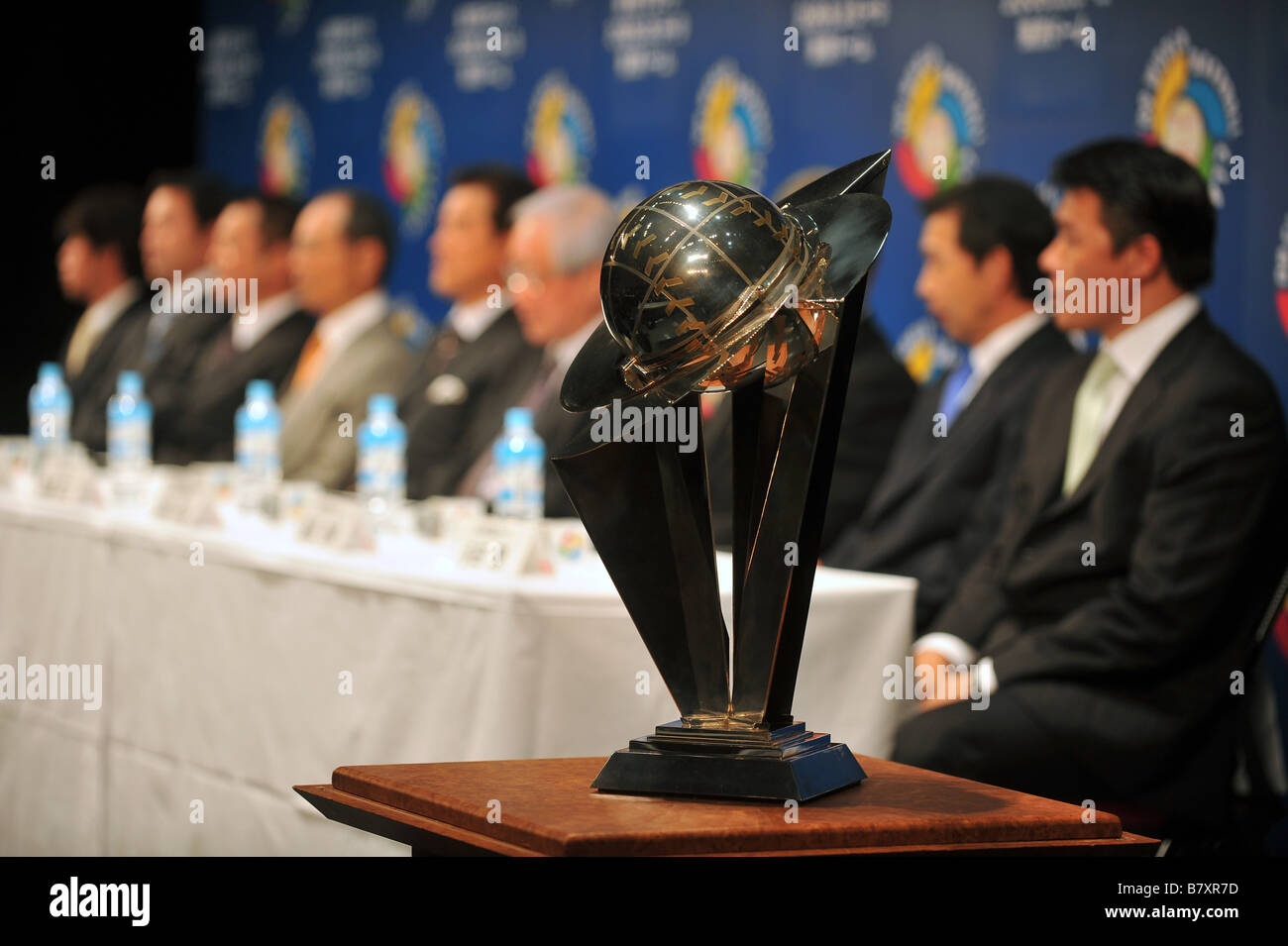 WBC-Sieg Trophäe 12. November 2008 Baseball während der Pressekonferenz 2009 World Baseball Classic Tokio Runde bei JCB Hall Tokyo Japan Foto von Jun Tsukida AFLO SPORT 0003 Stockfoto