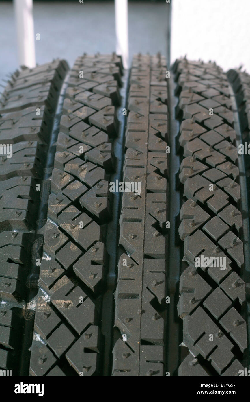 Neue Reifen-Lauffläche Stockfoto