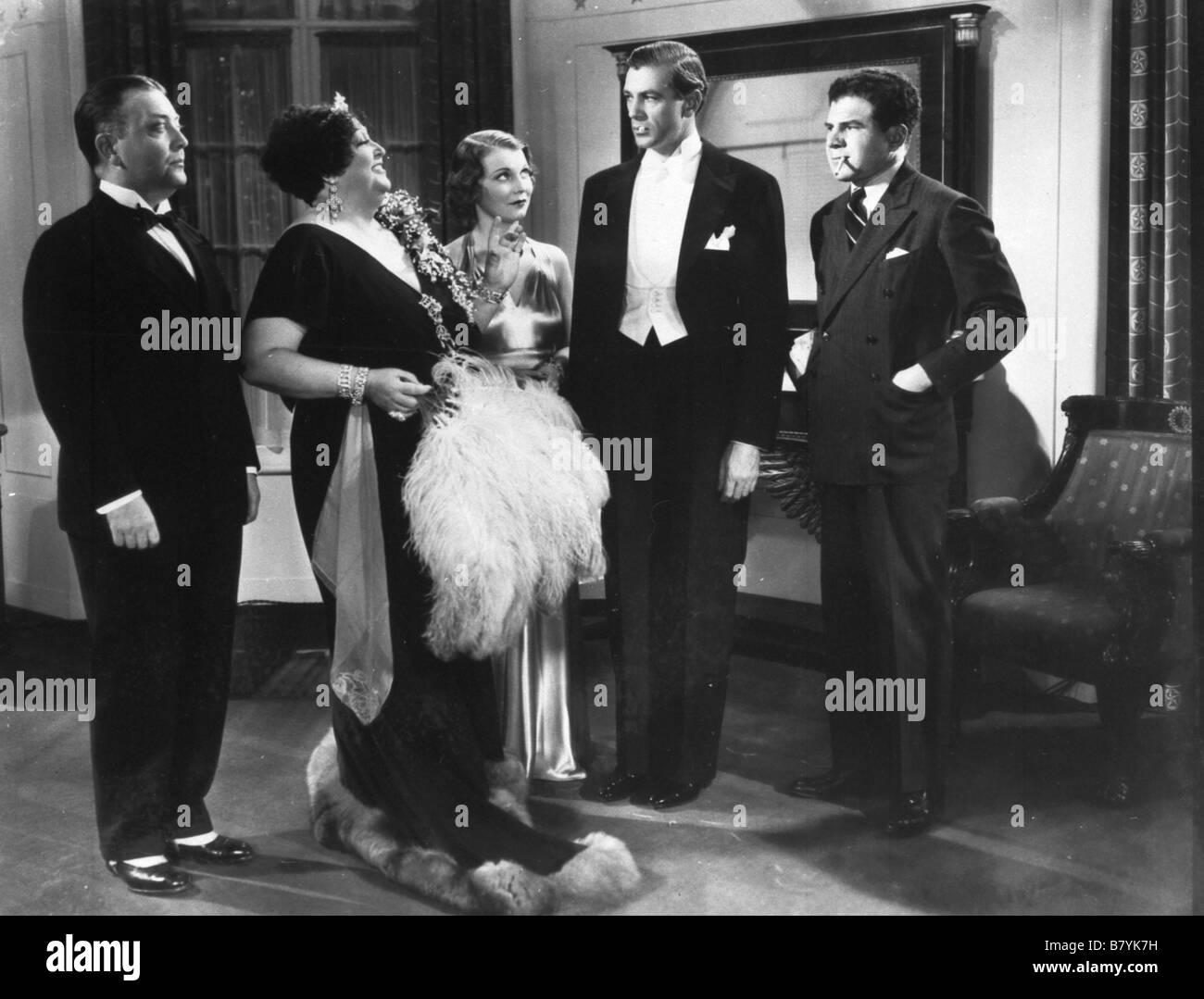 Herr Deeds geht in die Stadt Jahr: 1936 USA Lionel Stander, Gary Cooper, Jean Arthur, Raymond Walburn, Margarete Matzenauer Regie: Frank Capra Stockfoto