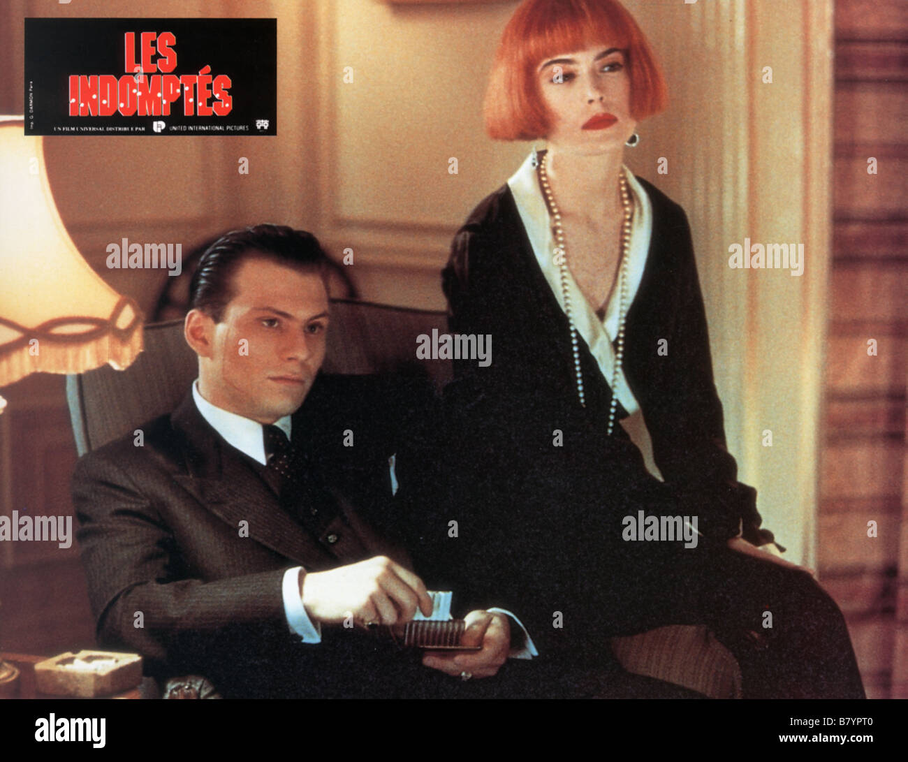 Mobsters Jahr: 1991 USA Christian Slater, Lara Flynn Boyle Regie: Michael Karbelnikoff Stockfoto