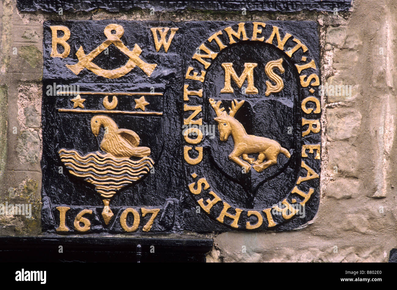 Falkland Fife Plaque datiert 1607 über Haus Tür Ehe Türsturz Inschrift Scotland UK Stockfoto
