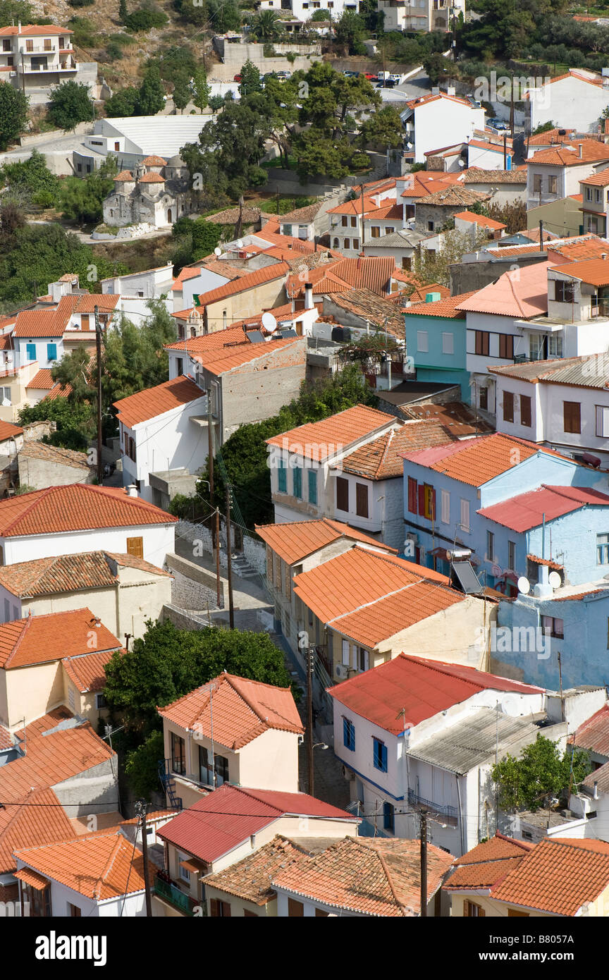 Die Häuser am Ano Vathy (Altstadt von Samos-Stadt) Stockfoto
