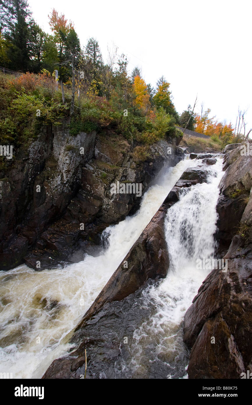 Die Wasserfälle von hohen Wasserfall Schlucht eine Attraktion New Yorks 6. Oktober 2008 Stockfoto