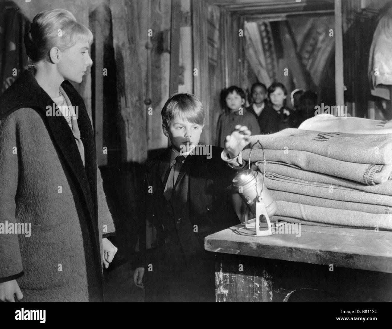 Kinder der Verdammten Kinder der Verdammten (1963) uk Clive Powell Regie: Anton Leader Stockfoto