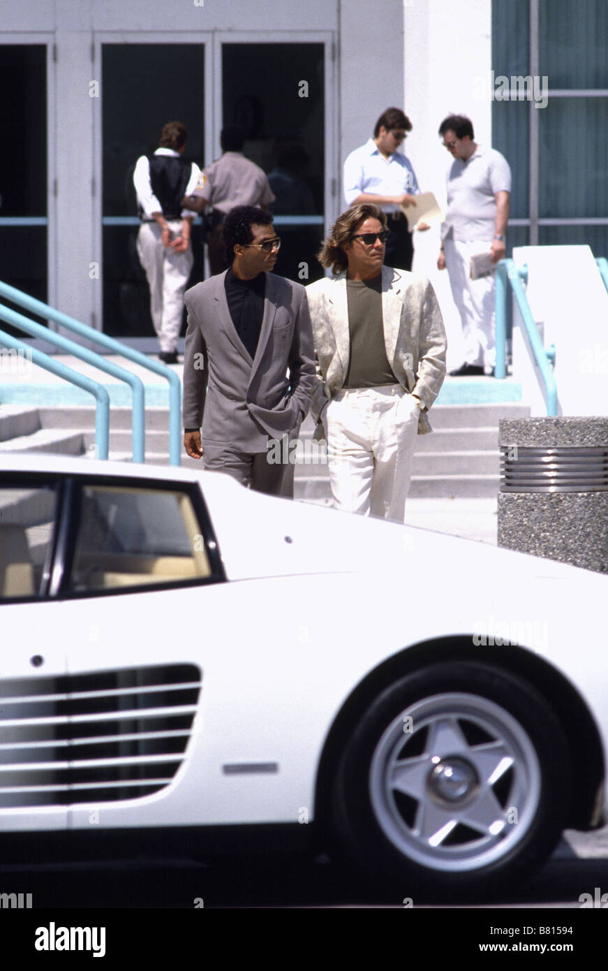 Deux flics à Miami (TV-Serie) Miami Vice (1984) [TV-Serie 1984-1989] usa Philip Michael Thomas, Don Johnson Erstellt von Anthony Yerkovich Stockfoto