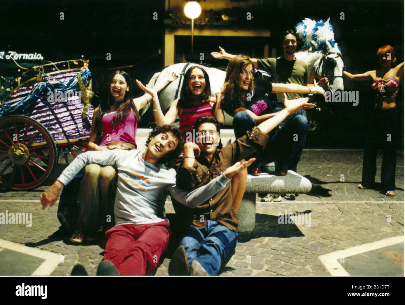 Da Zero a dieci Jahr: 2002 - Italien Stefania Rivi, Fabrizia Sacchi, Barbara Lerici, Stefano Venturi, Elisabetta Cavallotti, Vor/devant Sergio Romano, Stefano Pesce Regie: Luciano Ligabue Stockfoto