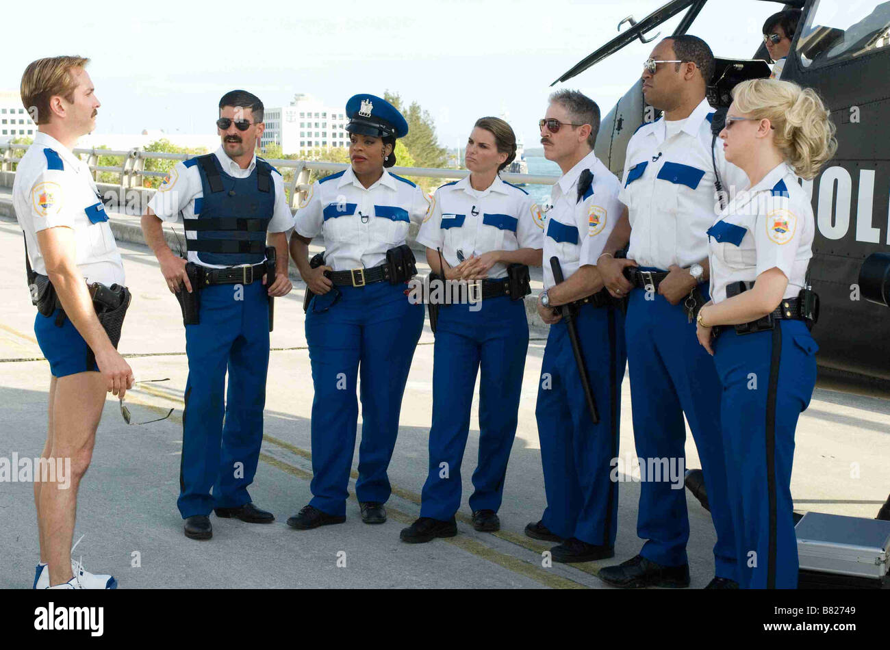 Reno 911: Miami Jahr: 2006 USA Thomas Lennon, Robert Garant, Niecy Nash, Mary Birdsong, Carlos Alazraqui, Cedric Yarbrough, Wendi Mclendon, Kerri Kenney-Silver Regisseur: Ben Garant Stockfoto