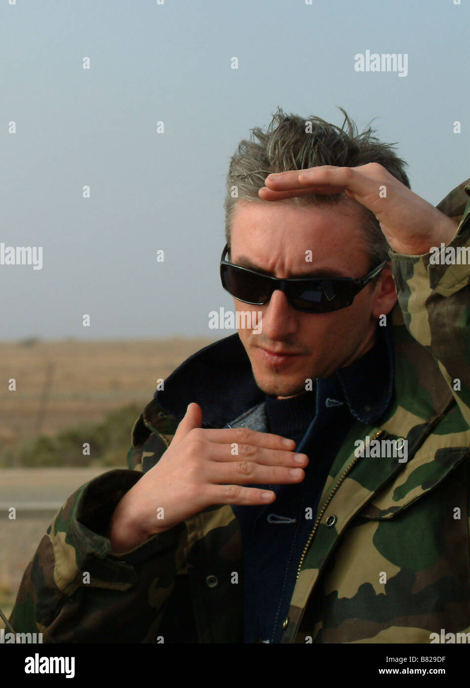 Greg McLean, Greg McLean Regisseur Greg McLean, Anhänger le tournage / auf der de Wolf Creek (2005) Australien gesetzt Stockfoto