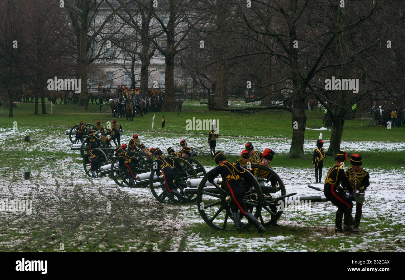 Armee London England Europa Soldat Salutschüsse Stockfoto Armee London England Europa Soldat Salutschüsse Stockfoto