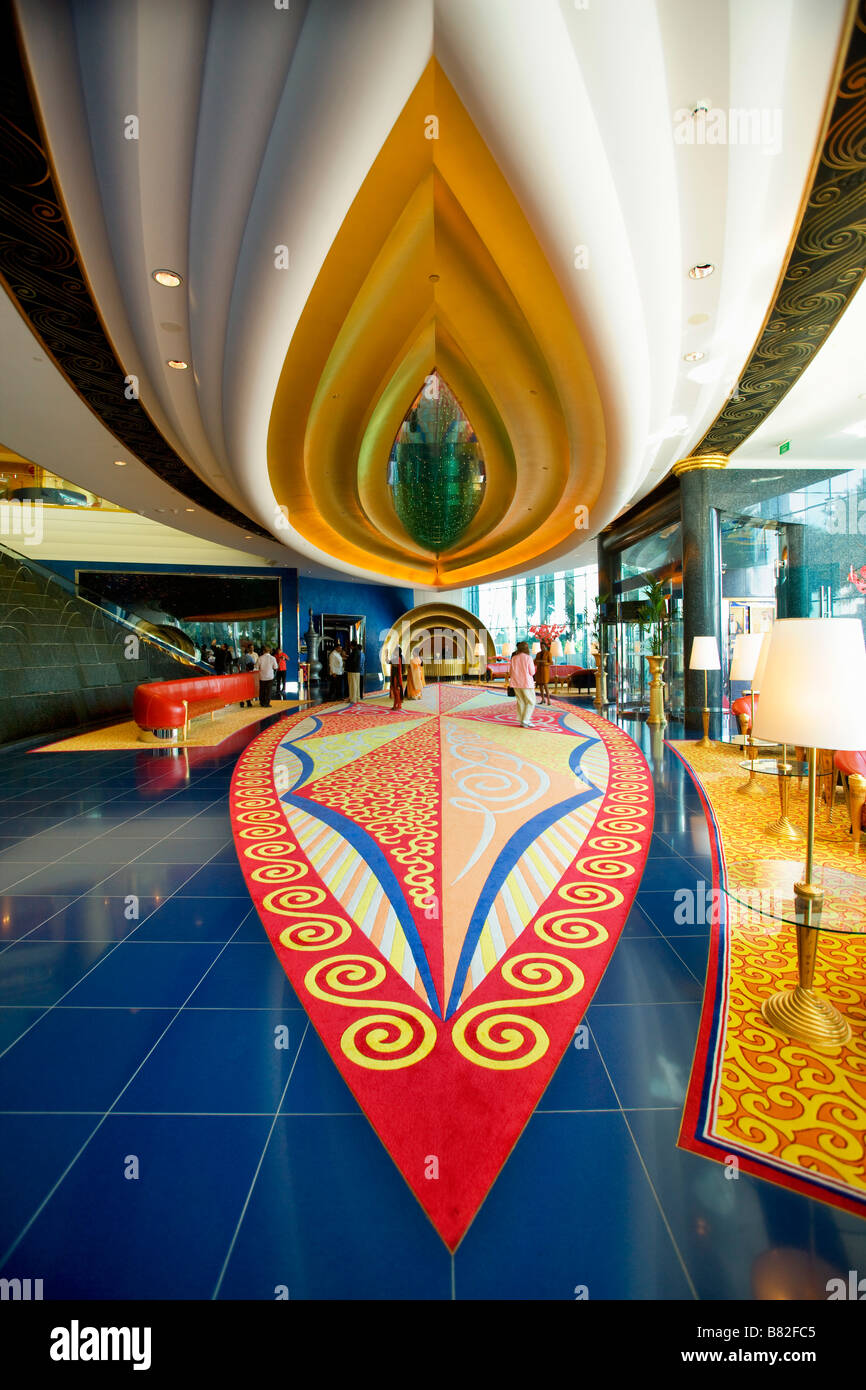 Lobby des Burj Al Arab Hotel in Dubai Stockfoto