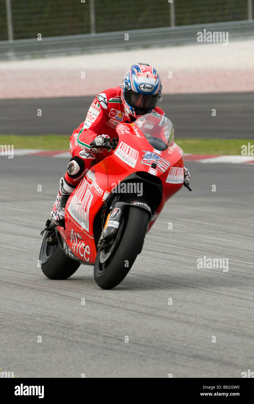 Amerikanische Nicky Hayden von Ducati Marlboro Team beim offiziellen MotoGP Test in Sepang Malaysia am 7. Februar 2009. Stockfoto