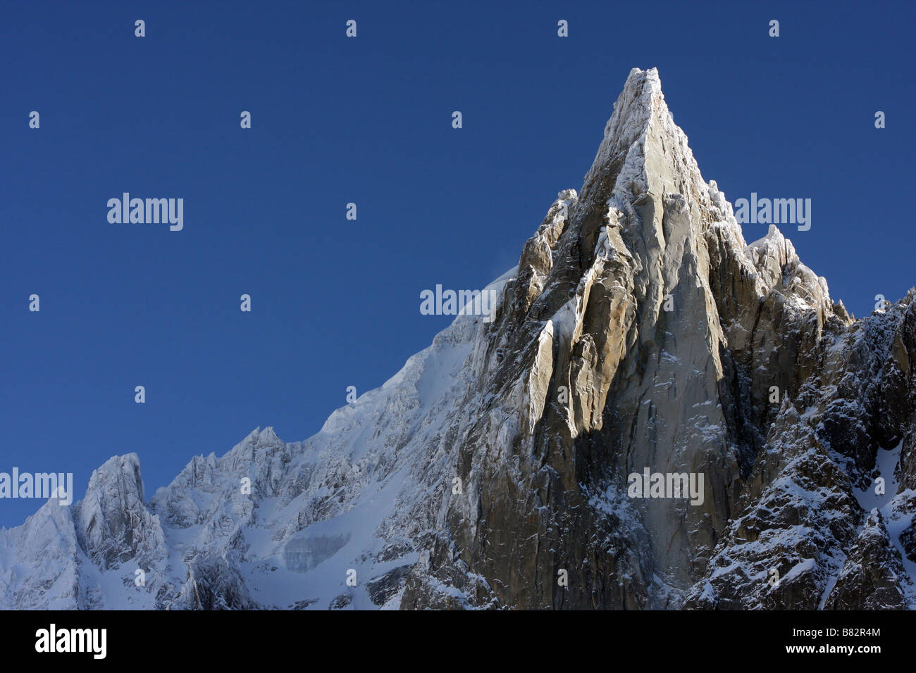 Schneebedeckten Spitze der Aiguille Verte, Graian Alpen, Mont Blanc Massiv Stockfoto