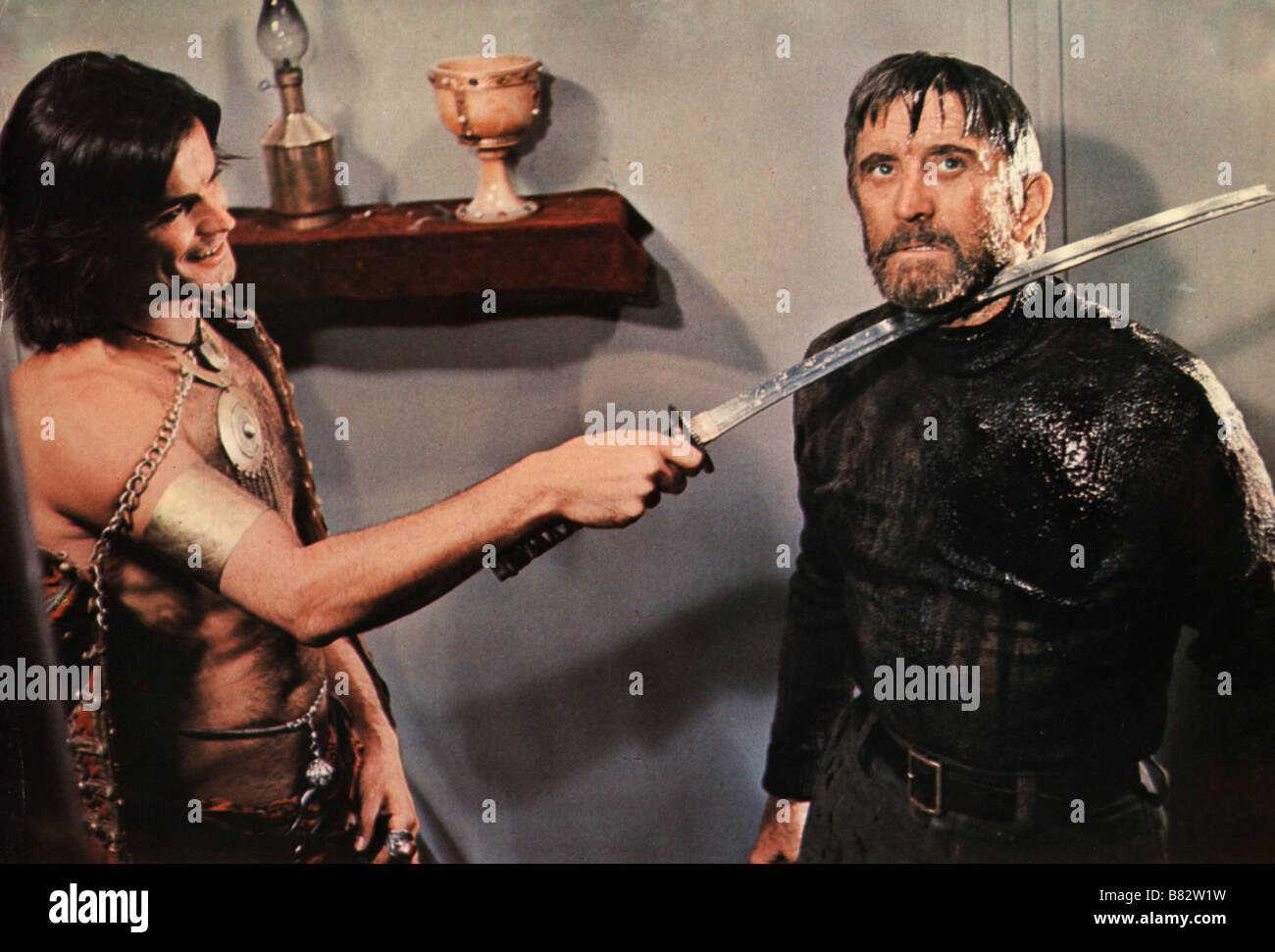Das Licht am Ende der Welt Jahr: 1971 USA Regie: Kevin Billington Jean-Claude Drouot, Kirk Douglas Stockfoto