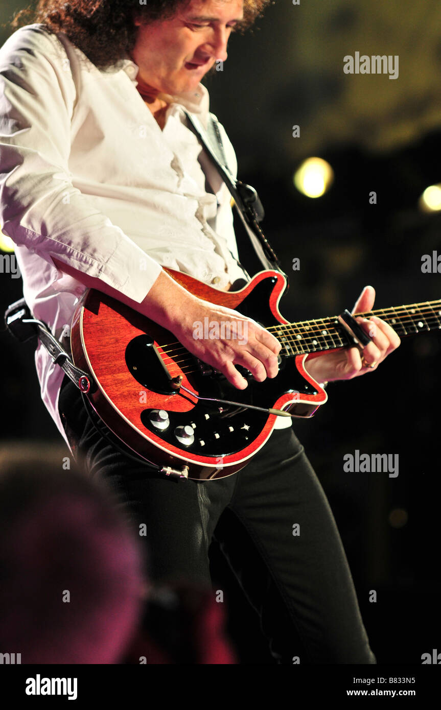Brian May von Queen führt bei einem Konzert in London Stockfoto