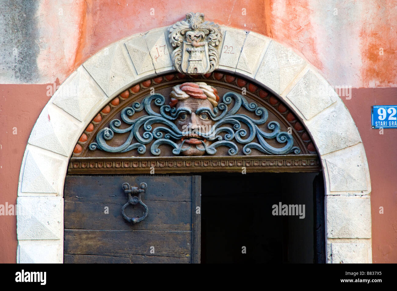 Kolonialarchitektur in Lovran-Kroatien Stockfoto