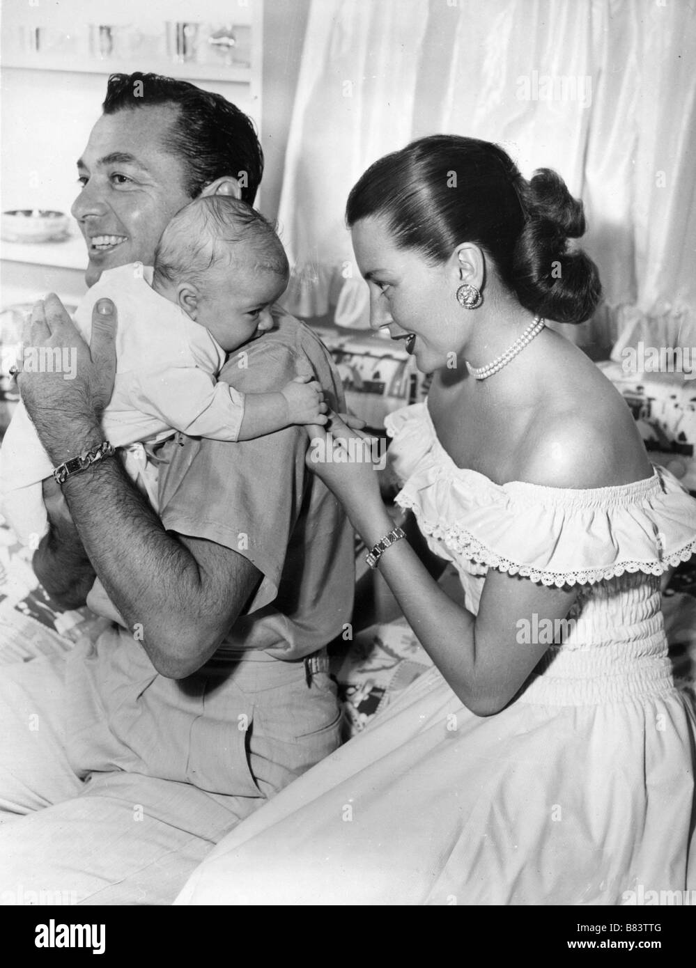 Cyd Charisse Cyd Charisse, Tony Martin, Tony Martin Cyd Charisse, Tony Martin, Tony Martin Jr 1950 Stockfoto