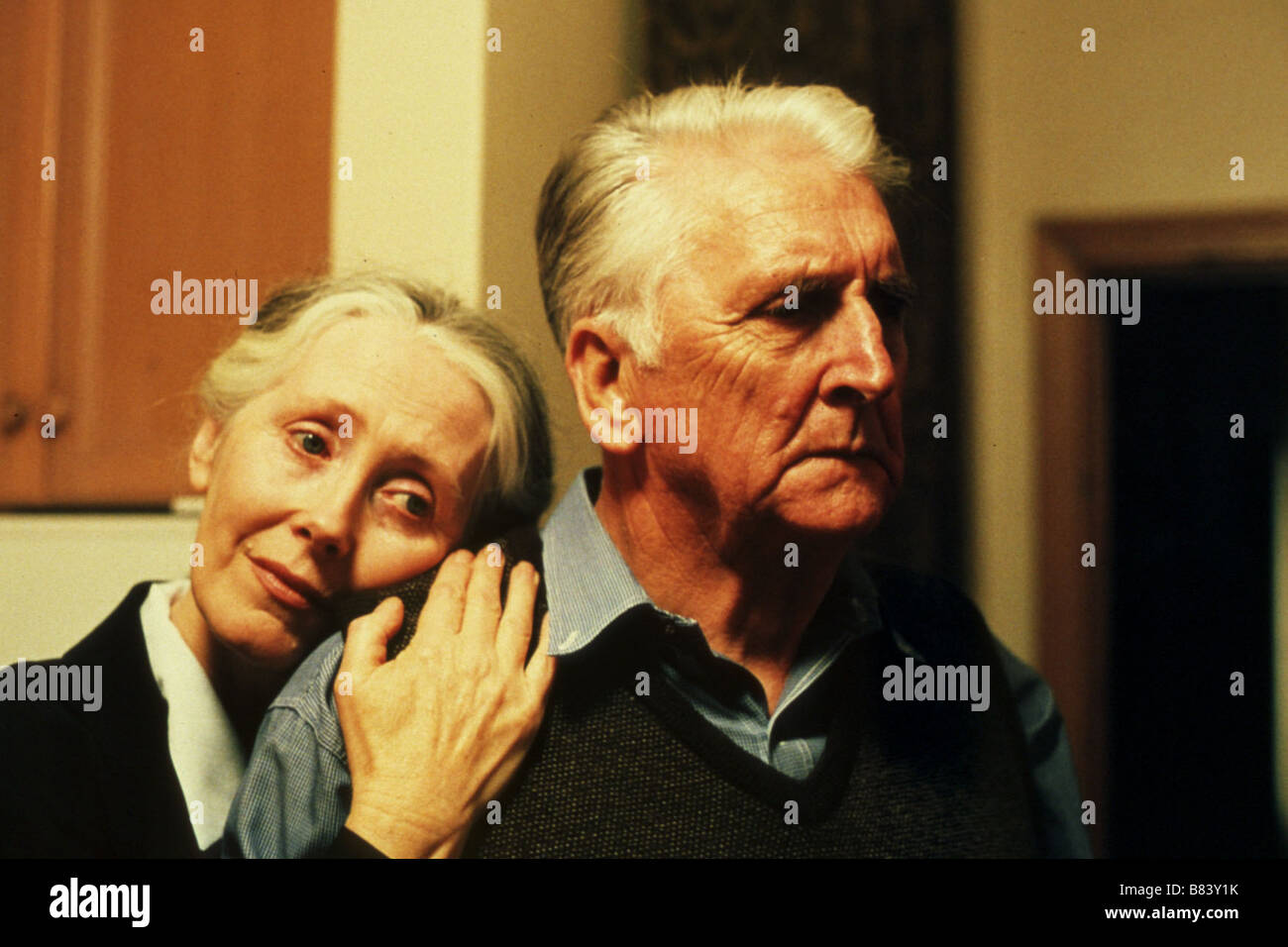 Unschuld Unschuld (2000) Australien Julia Blake, Charles 'Bud' Tingwell Regie: Paul Cox Stockfoto