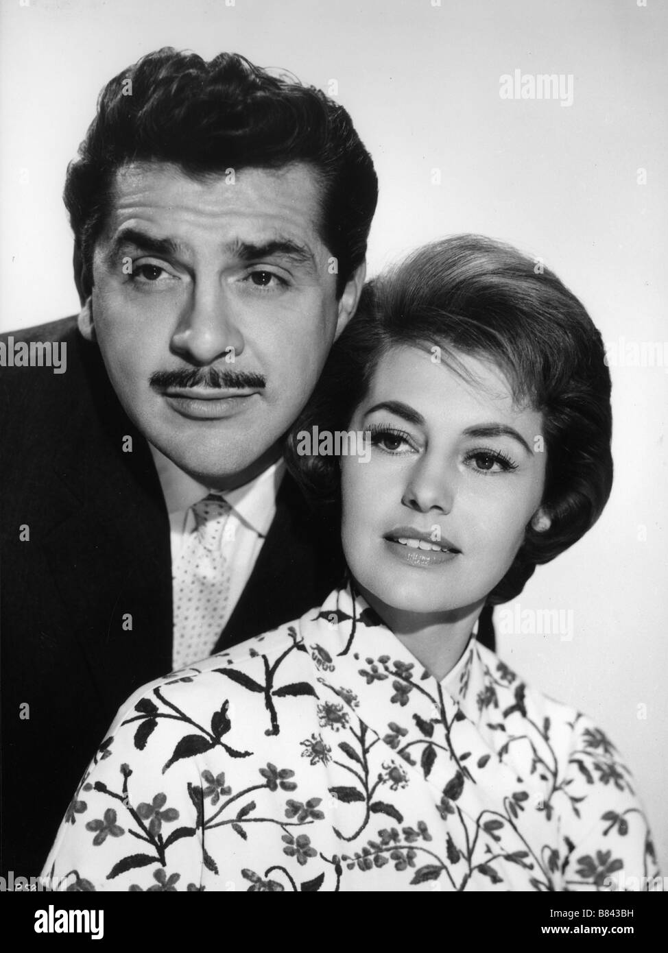 Fünf goldene Stunden fünf goldene Stunden Jahr: 1961 - taly/UK Cyd Charisse, Ernie Kovacs Regie: Mario Zampi Stockfoto