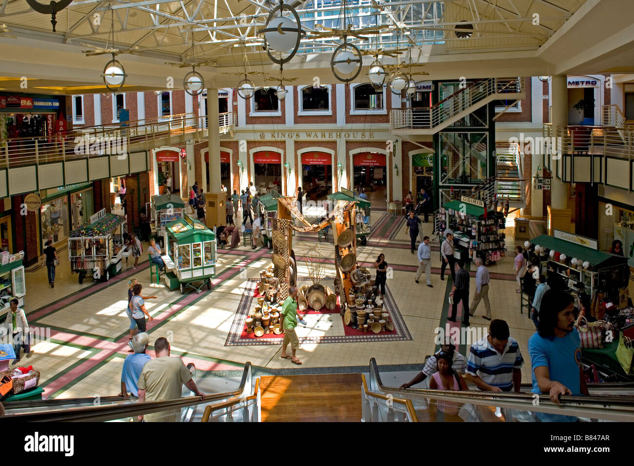 Sopping mall -Fotos und -Bildmaterial in hoher Auflösung – Alamy