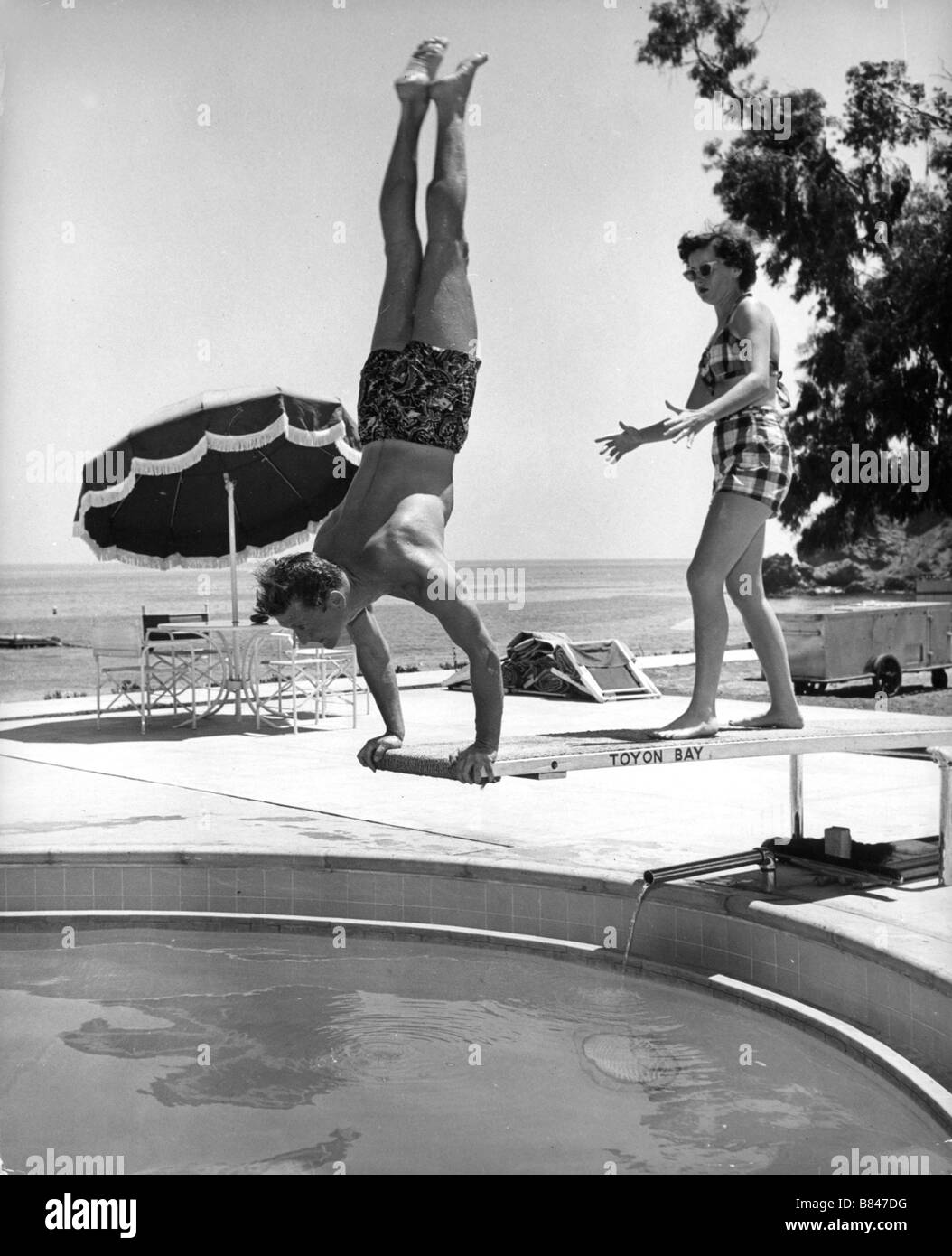 Kirk Douglas mit seiner ersten Frau Diana Douglas Catalina Island