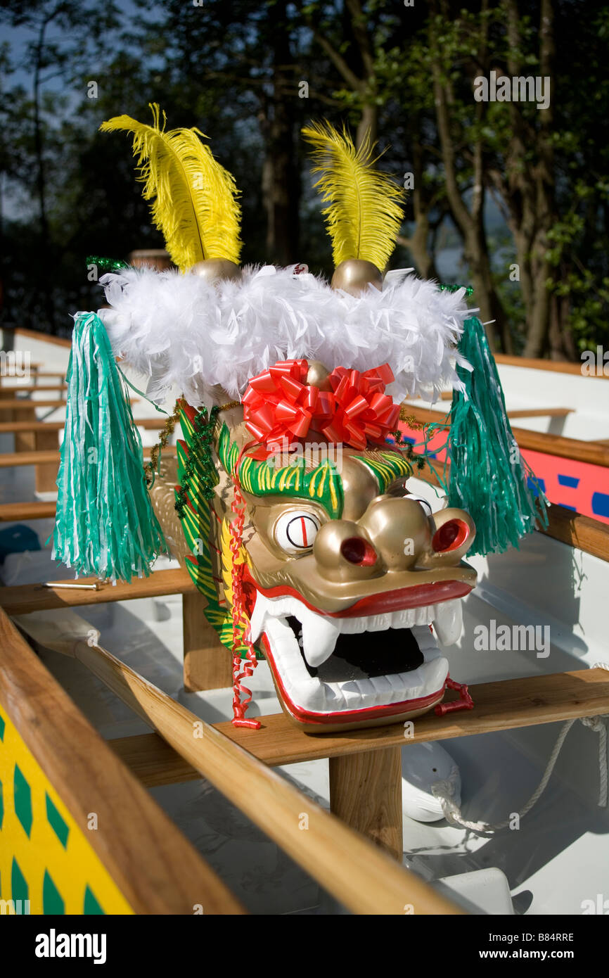 Boot Boot Drachenkopf bekleidet Stockfoto