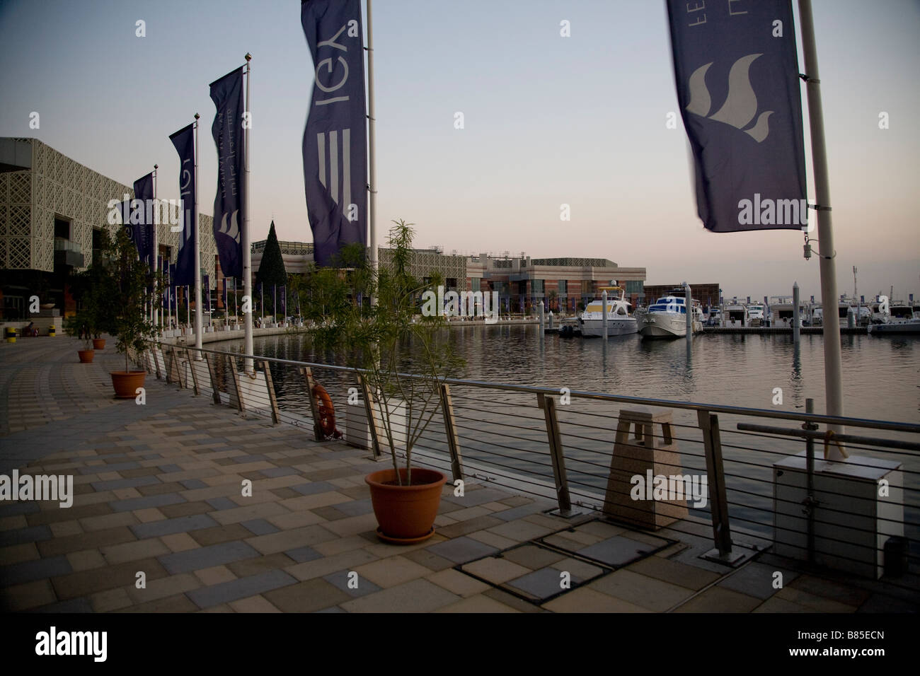 InterContinental Hotel Exterior Dubai Vereinigte Arabische Emirate Stockfoto