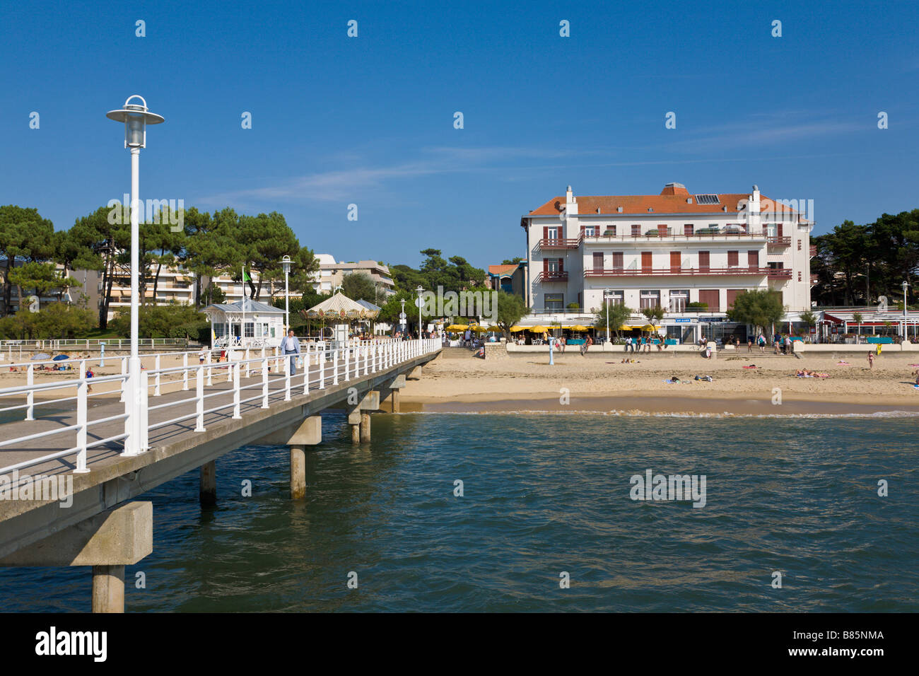 Strand und Cafés, "Le Moulleau", Gironde, Frankreich Stockfoto