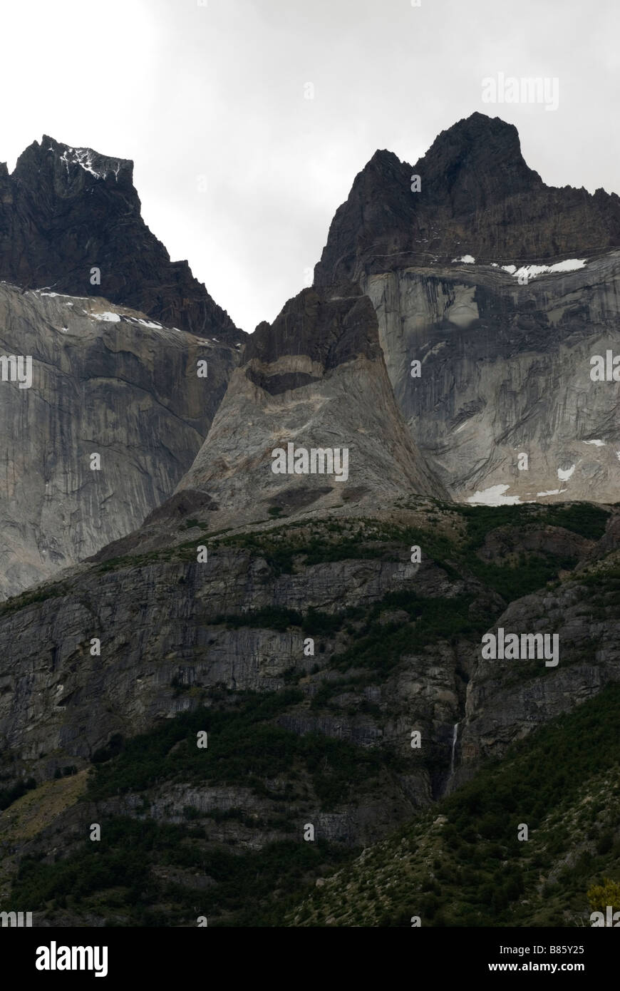 Los Cuernos (Osten und zentrale Hörner) im Parque Nacional Torres Del Paine, Chile Stockfoto